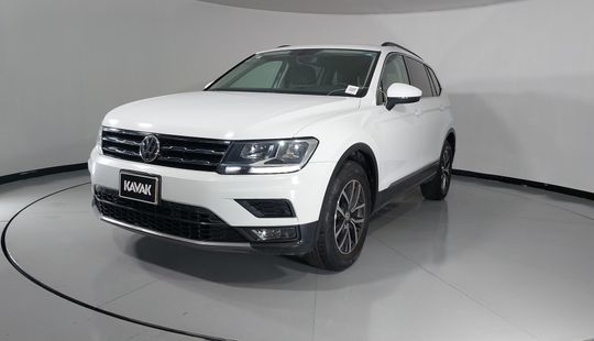 Volkswagen • Tiguan