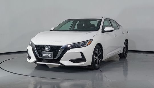 Nissan • Sentra