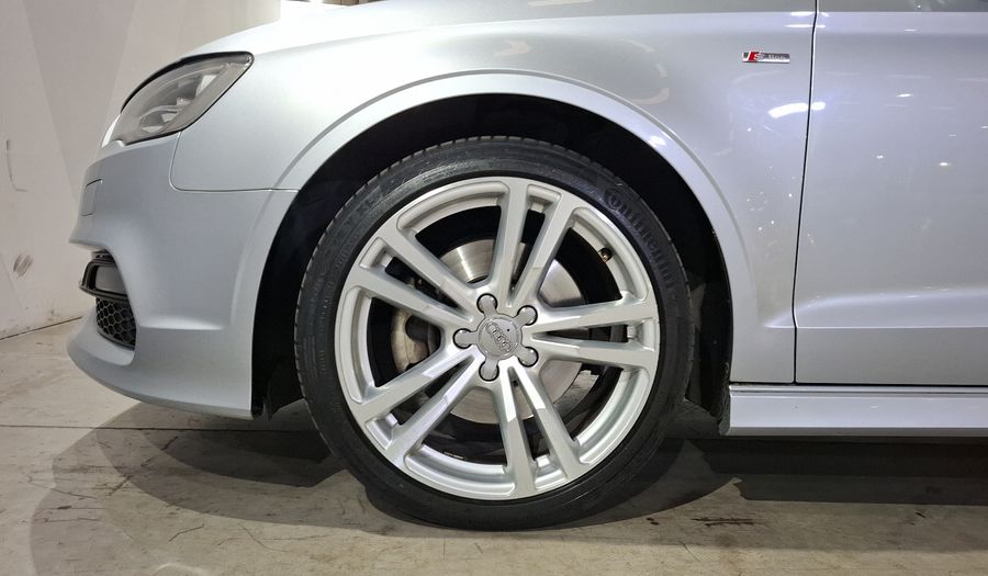 Audi A3 1.8 TFSI S LINE TRONIC Hatchback 2016
