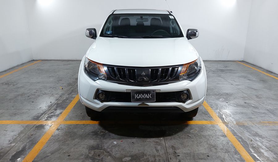 Mitsubishi L200 2.4 GLS GASOLINA Pickup 2019