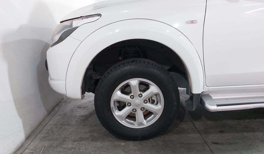 Mitsubishi L200 2.4 GLS GASOLINA Pickup 2019