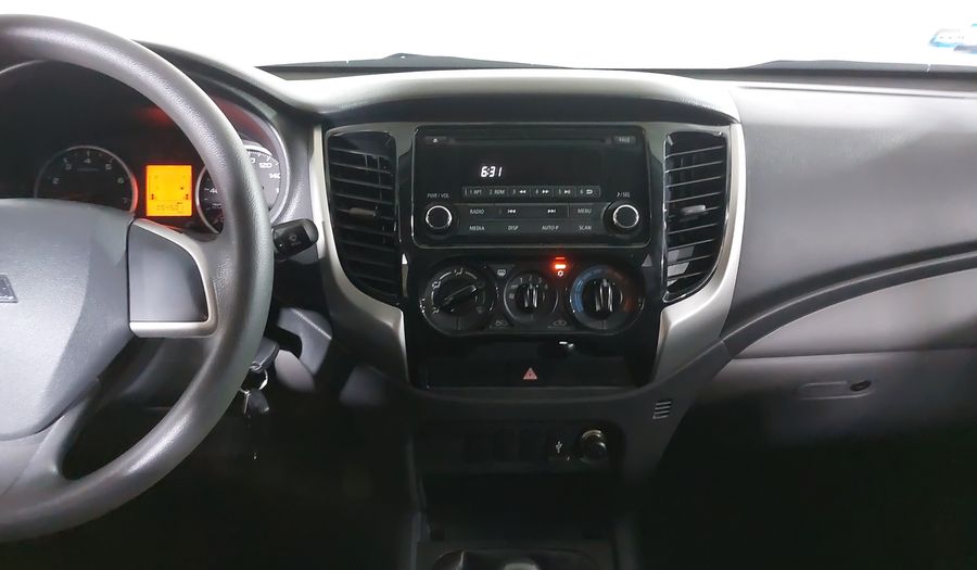 Mitsubishi L200 2.4 GLS GASOLINA Pickup 2019