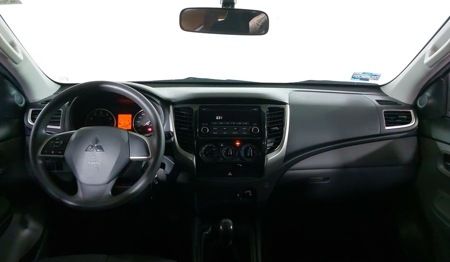 Mitsubishi L200 2.4 GLS GASOLINA Pickup 2019