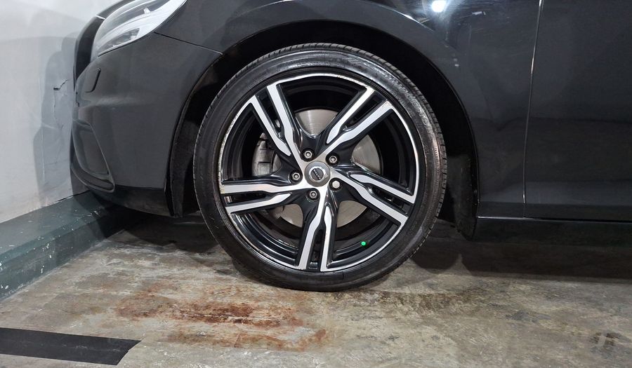 Volvo V40 2.0 R-DESIGN T5 Hatchback 2018
