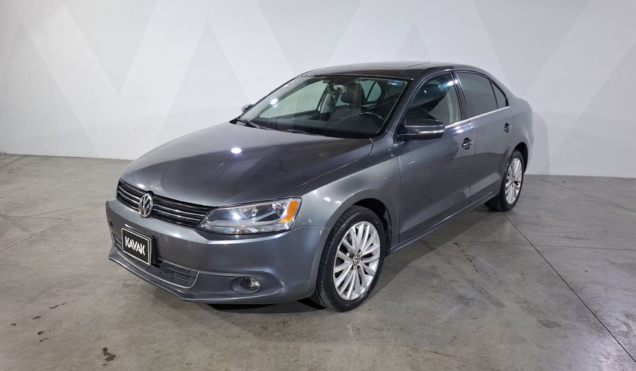 Volkswagen Jetta 2.5 SPORT BOLSA PAQ NAVE TECHO TIPTRONIC Sedan 2014