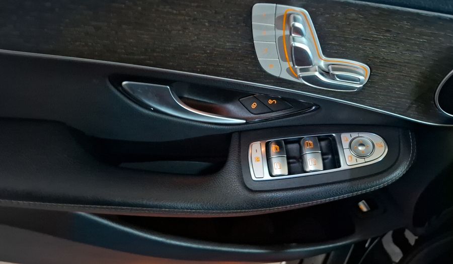 Mercedes Benz Clase Glc 2.0 GLC 300 SPORT AUTO 4WD Suv 2020