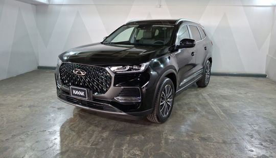 2025 • 6,000 km • Automático