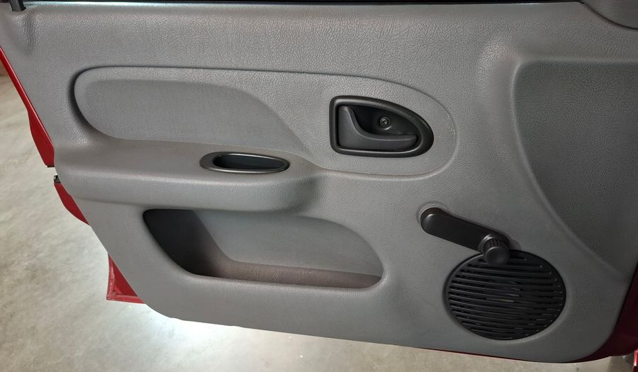 Renault Clio 1.1 AUTHENTIQUE Hatchback 2012