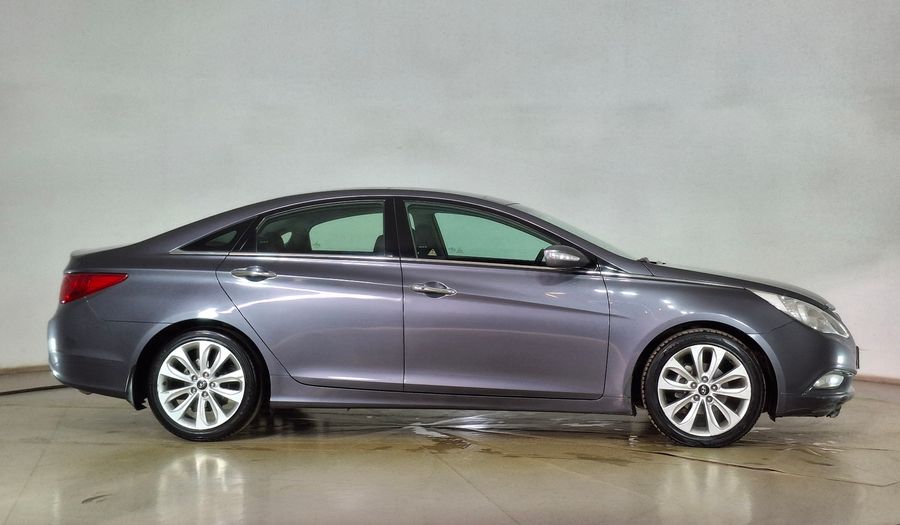 Hyundai Sonata 2.4 YF GLS FULL SUN AUTO Sedan 2011