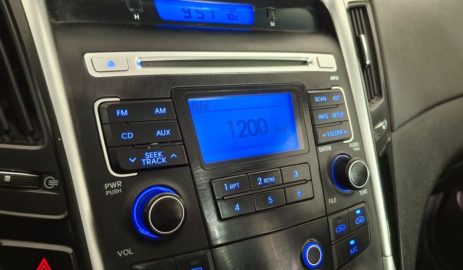 Hyundai Sonata 2.4 YF GLS FULL SUN AUTO Sedan 2011