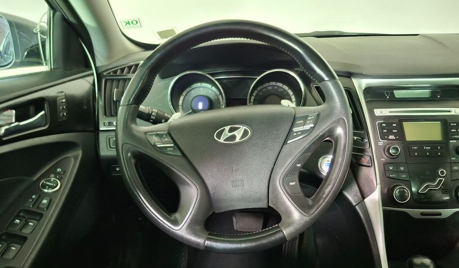 Hyundai Sonata 2.4 YF GLS FULL SUN AUTO Sedan 2011