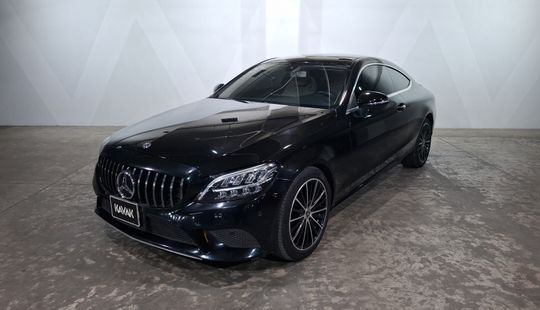 Mercedes Benz • Clase C