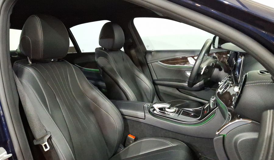 Mercedes Benz Clase E 2.0 200 EXCLUSIVE AT Sedan 2017
