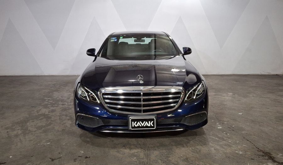 Mercedes Benz Clase E 2.0 200 EXCLUSIVE AT Sedan 2017
