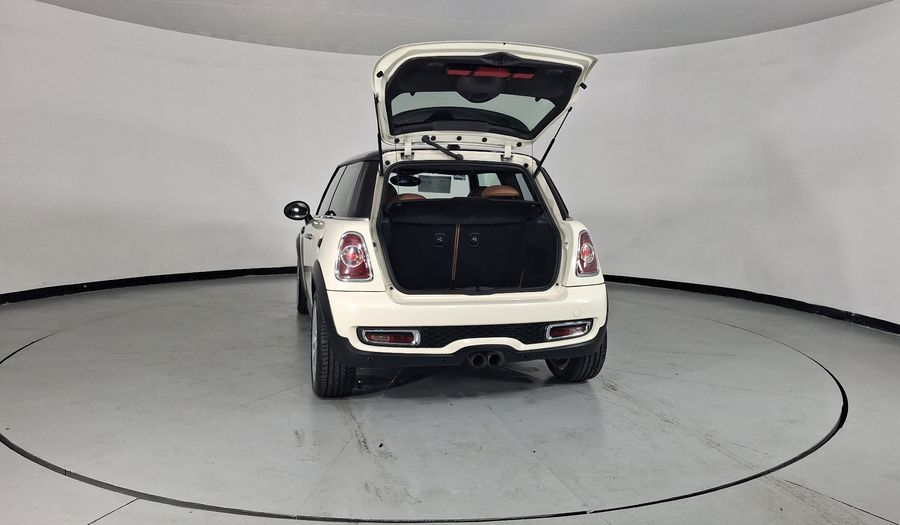 Mini Cooper S 1.6 COOPER HOT CHILI AT Hatchback 2013