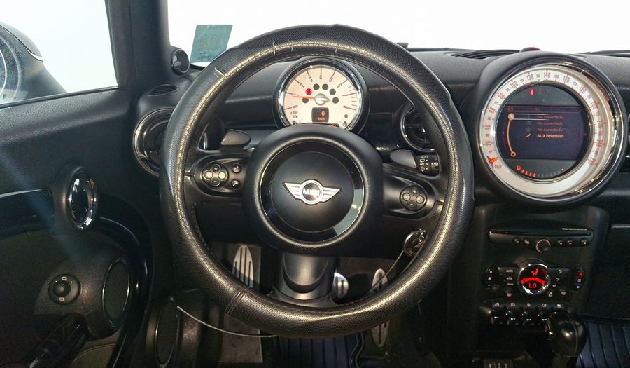 Mini Cooper S 1.6 COOPER HOT CHILI AT Hatchback 2013