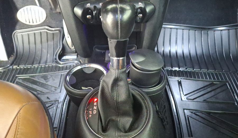 Mini Cooper S 1.6 COOPER HOT CHILI AT Hatchback 2013