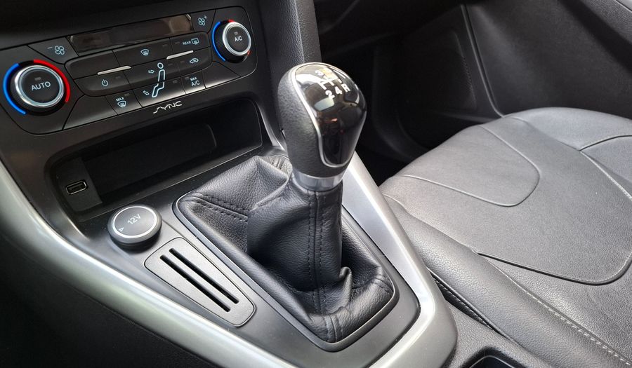 Ford Focus Iii 2.0 SE PLUS Hatchback 2017
