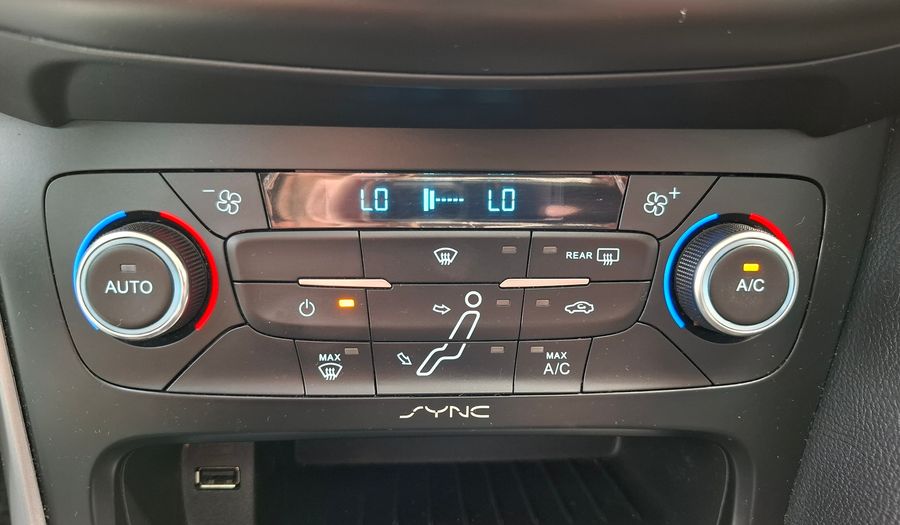 Ford Focus Iii 2.0 SE PLUS Hatchback 2017