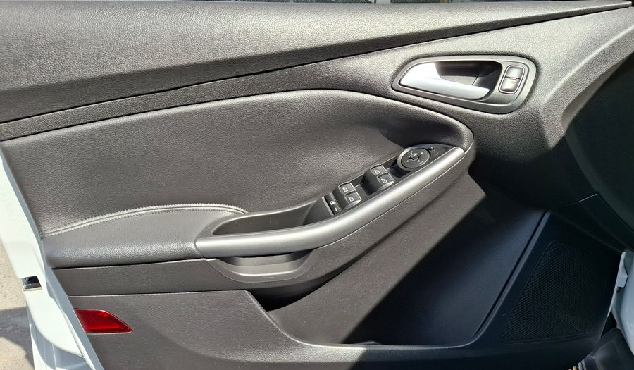 Ford Focus Iii 2.0 SE PLUS Hatchback 2017