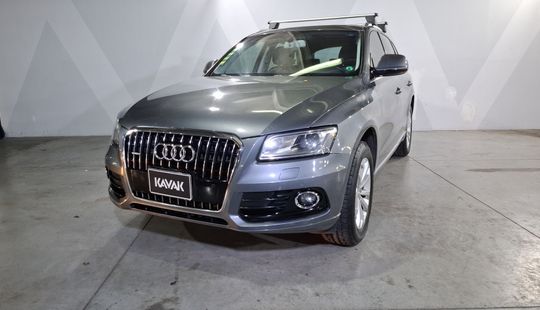 Audi • Q5