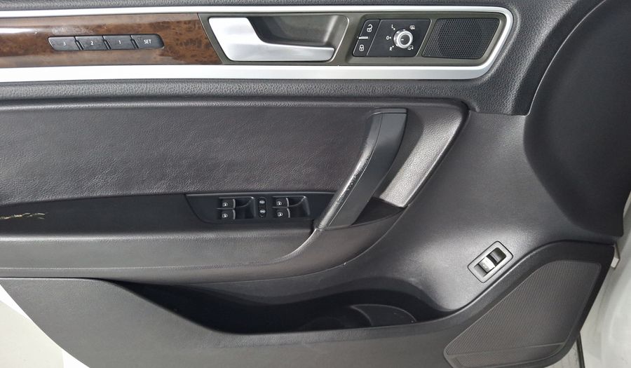 Volkswagen Touareg 3.6 V6 FSI 4WD TIPTRONIC Suv 2014