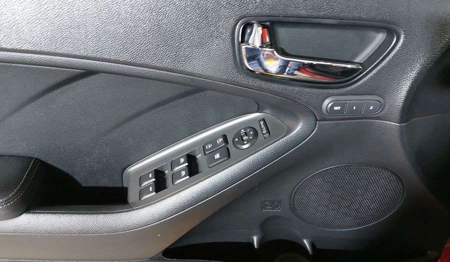 Kia Forte 2.0 SX AT Sedan 2017