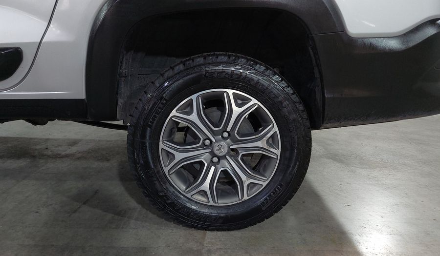 Ram 700 1.3 LARAMIE CREW CAB Pickup 2023