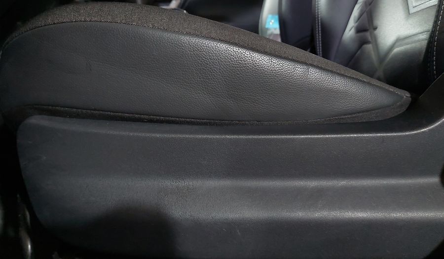 Ram 700 1.3 LARAMIE CREW CAB Pickup 2023