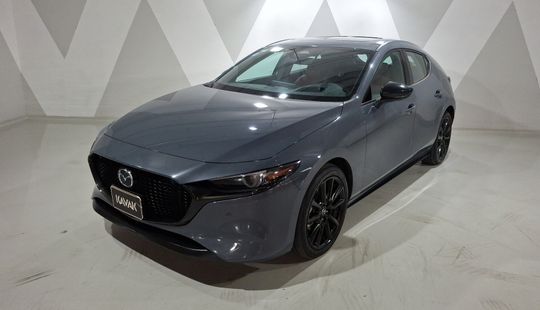 Mazda • Mazda 3