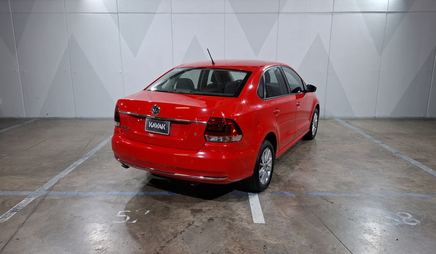 Volkswagen Vento 1.6 HIGHLINE TIPTRONIC Sedan 2016