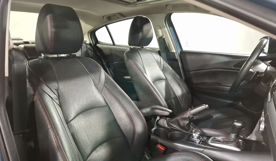 Mazda 3 2.5 SEDÁN S GT TA Sedan 2015