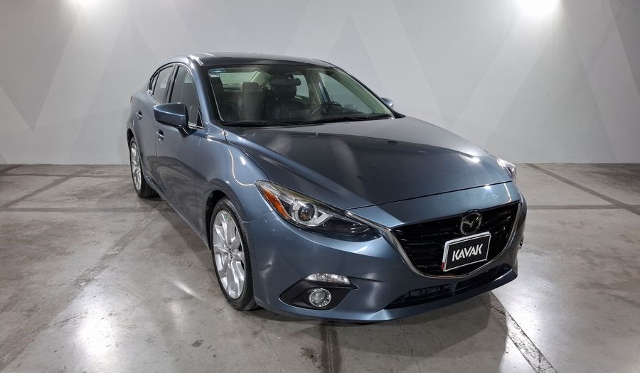Mazda 3 2.5 SEDÁN S GT TA Sedan 2015
