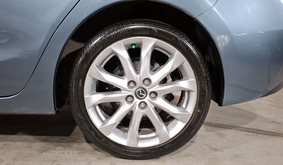 Mazda 3 2.5 SEDÁN S GT TA Sedan 2015