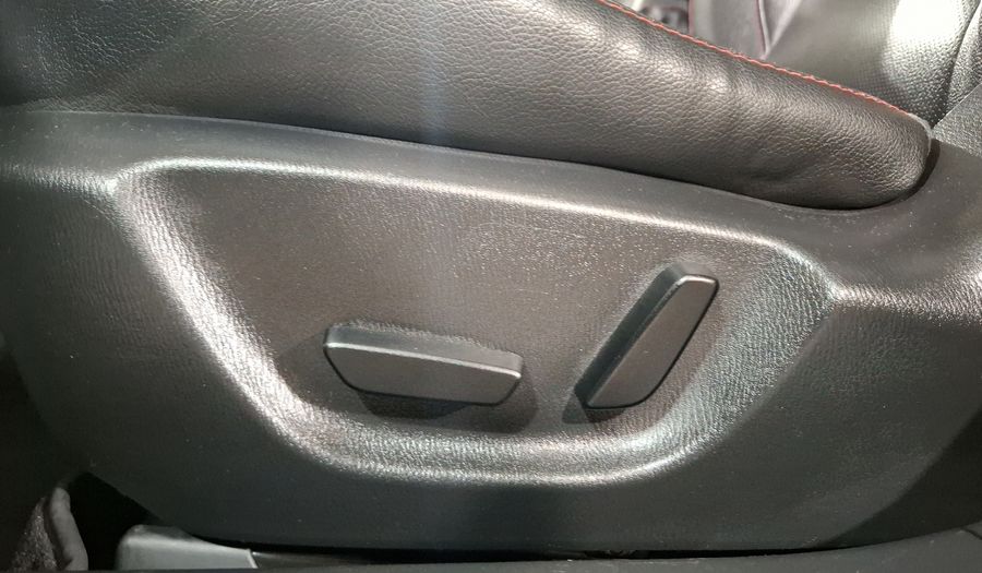 Mazda 3 2.5 SEDÁN S GT TA Sedan 2015