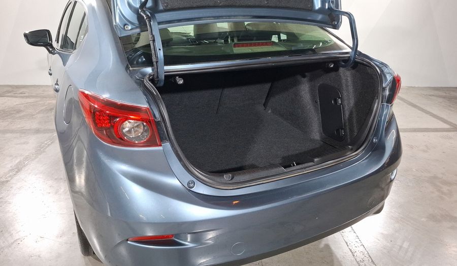 Mazda 3 2.5 SEDÁN S GT TA Sedan 2015