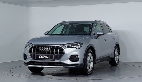Audi • Q3