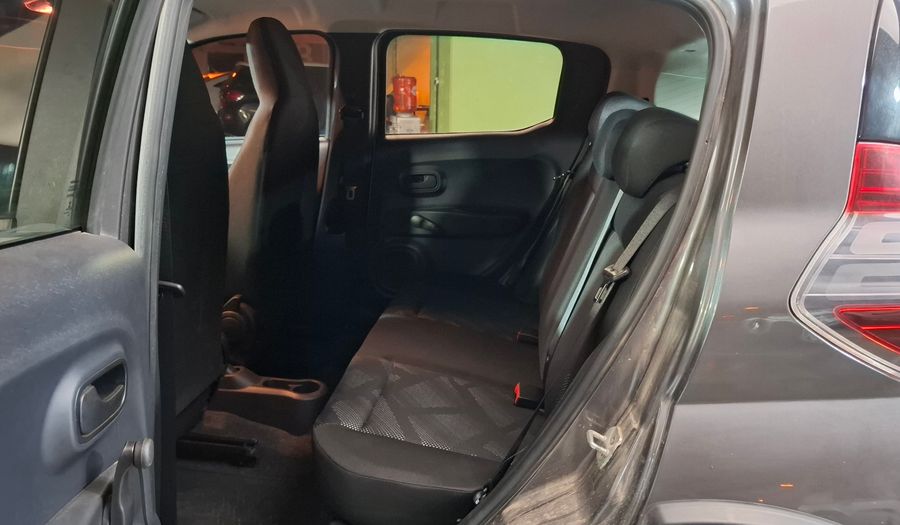 Fiat Mobi 1.0 LIKE Hatchback 2022