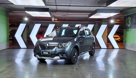 Renault • Sandero Stepway
