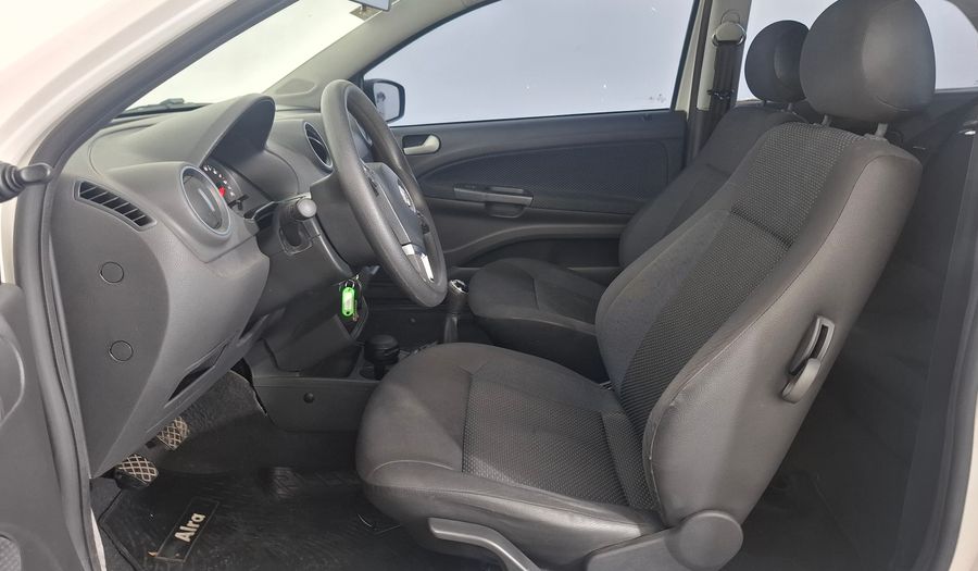 Volkswagen Gol Trend 1.6 HIGHLINE Hatchback 2015