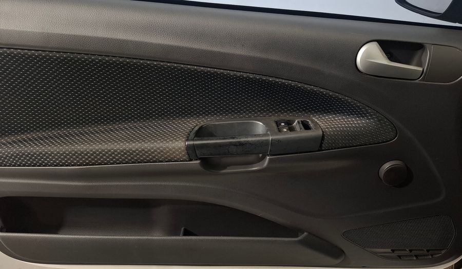 Volkswagen Gol Trend 1.6 HIGHLINE Hatchback 2015
