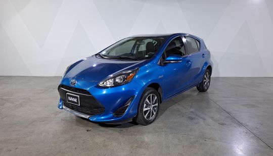 Toyota • Prius C