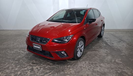 2021 • 49,812 km • Manual