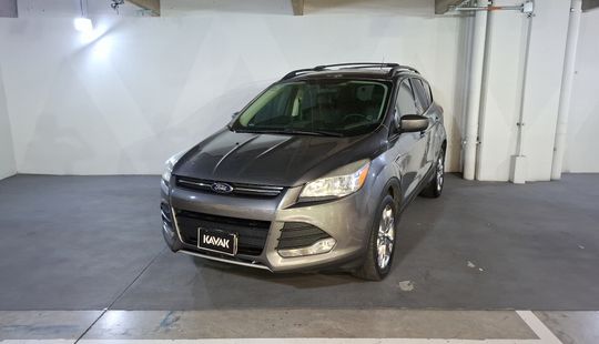 Ford • Escape
