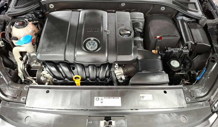 Volkswagen Passat 2.5 SPORTLINE AUTO Sedan 2018