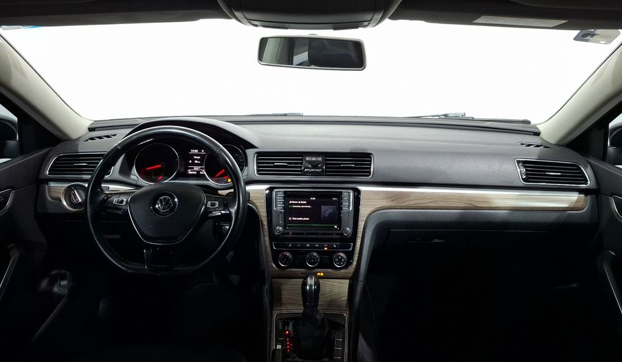 Volkswagen Passat 2.5 SPORTLINE AUTO Sedan 2018