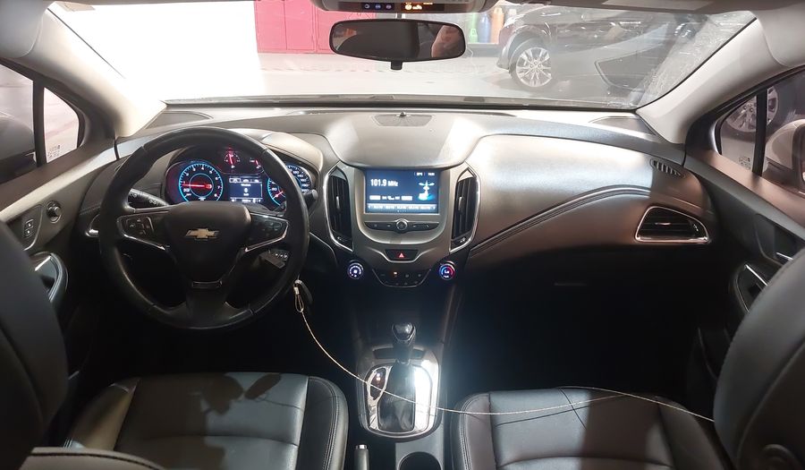 Chevrolet Cruze TURBO LT Sedan 2018