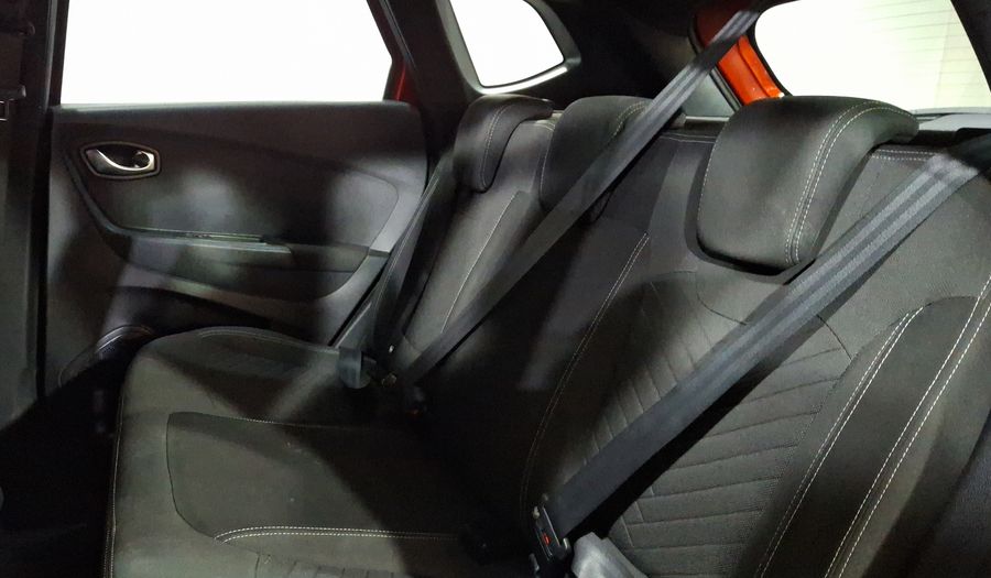 Renault Captur 2.0 INTENS CVT Hatchback 2022