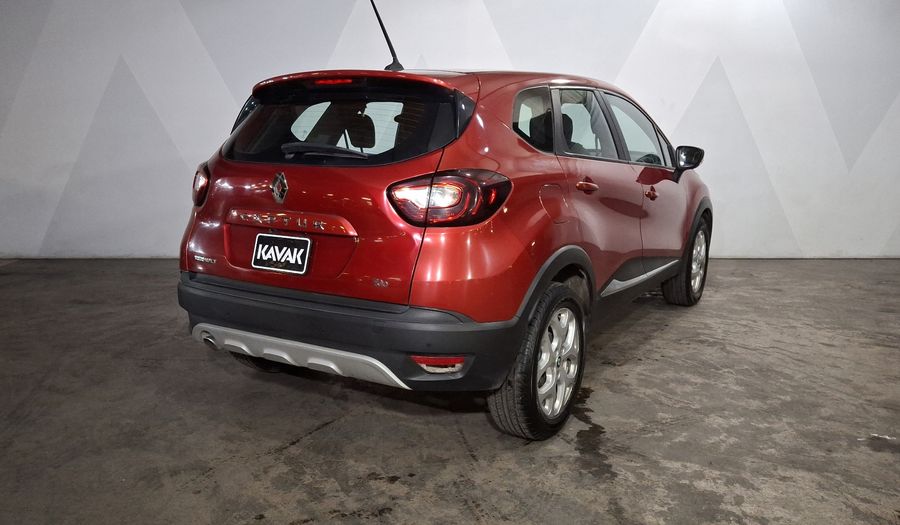 Renault Captur 2.0 INTENS CVT Hatchback 2022
