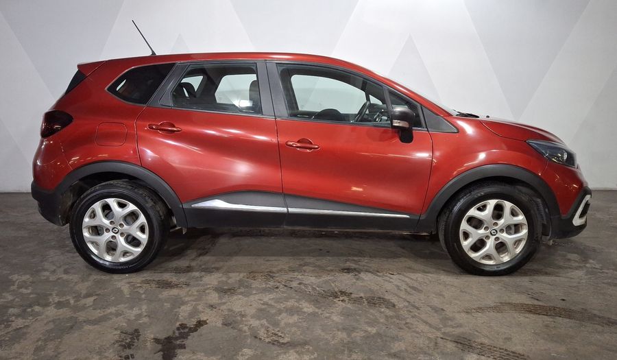 Renault Captur 2.0 INTENS CVT Hatchback 2022